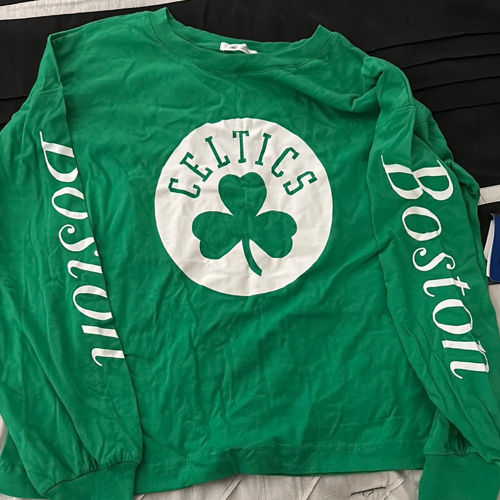 Boston Celtics Green Long Sleeve Shirt